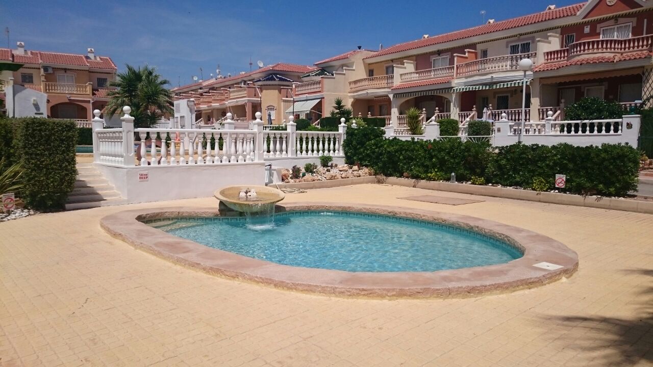 small fountain.JPG
